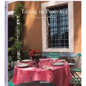Корицата на Living In Provence